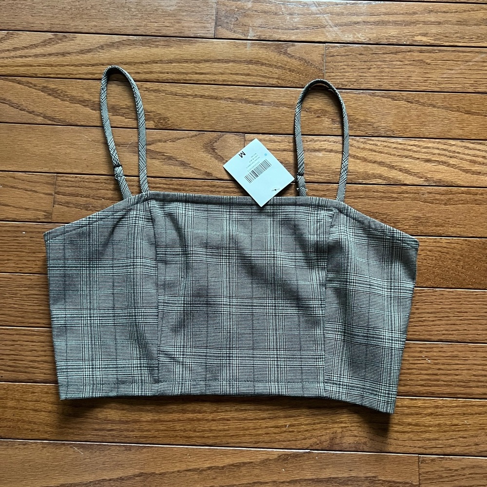 Cropped plaid top
